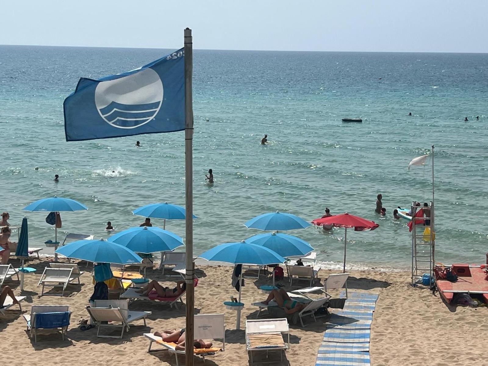 Hotel Caraibisiaco Sul Mare San Pietro in Bevagna Kültér fotó