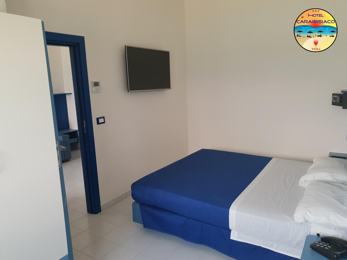 Hotel Caraibisiaco Sul Mare San Pietro in Bevagna Kültér fotó