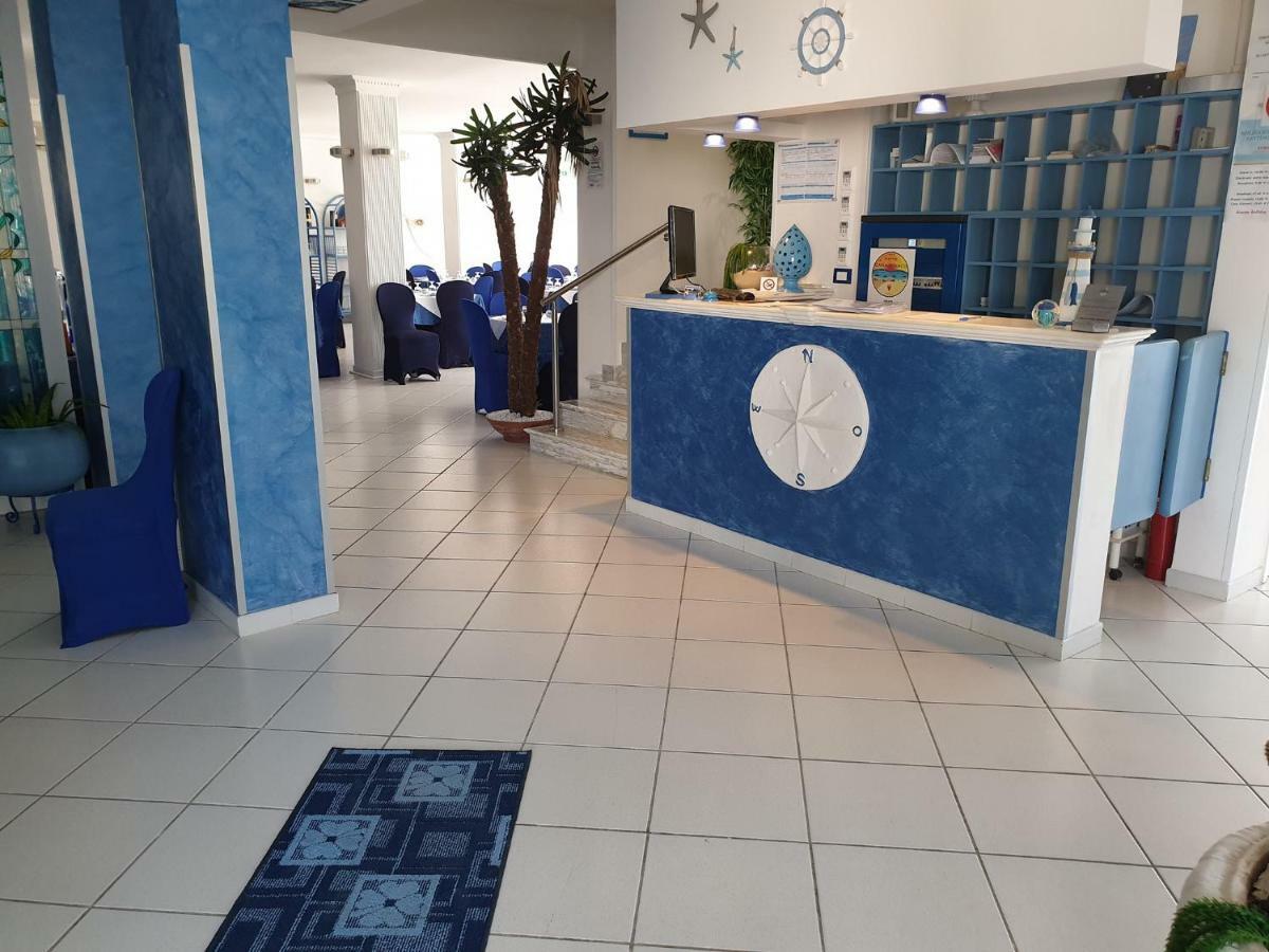 Hotel Caraibisiaco Sul Mare San Pietro in Bevagna Kültér fotó